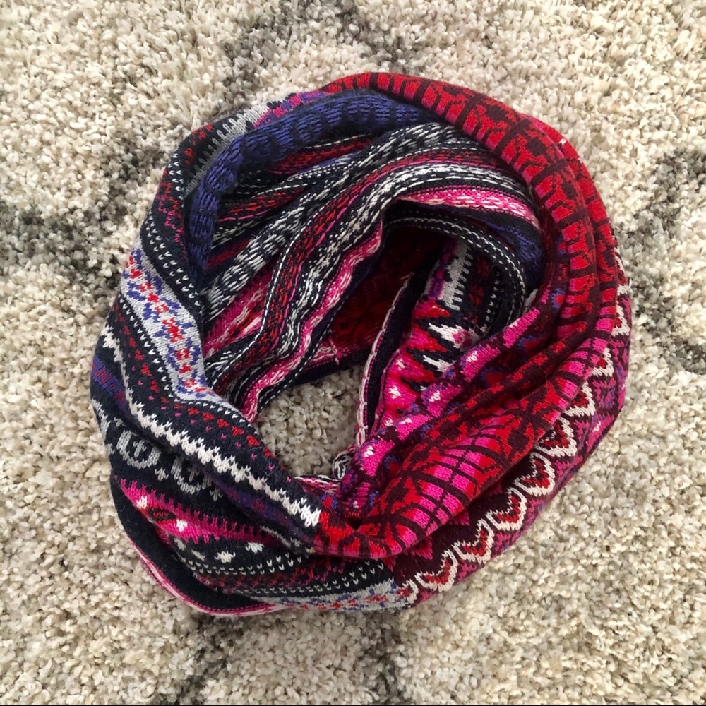 NWT H&M Infinity Scarf